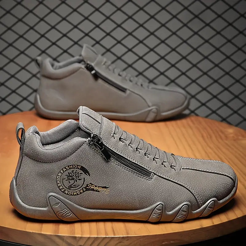 Zapatillas casuales y deportivas para hombre — Senderismo y conducción — ¡70% de descuento hoy!
